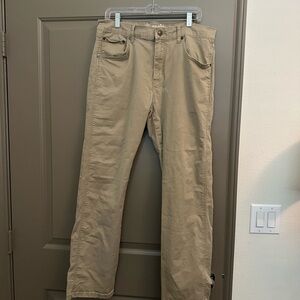 Wrangler Retro Slim Straight Khaki Pants